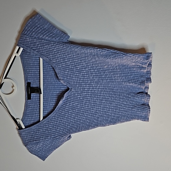 Forever21 Blue Tshirt Size Small - Picture 1 of 11